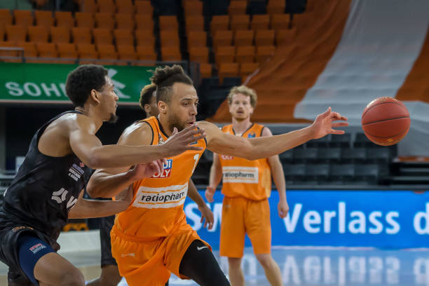 更是一场关 更是一场关