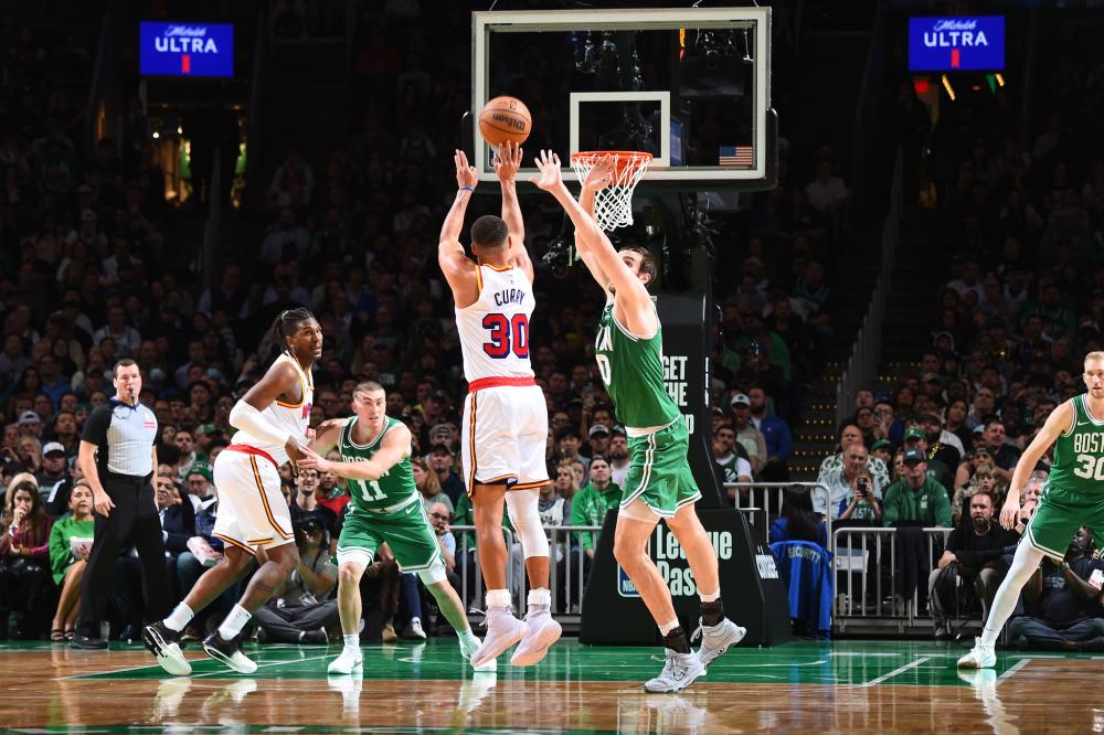 中国男篮冲 中国男篮冲